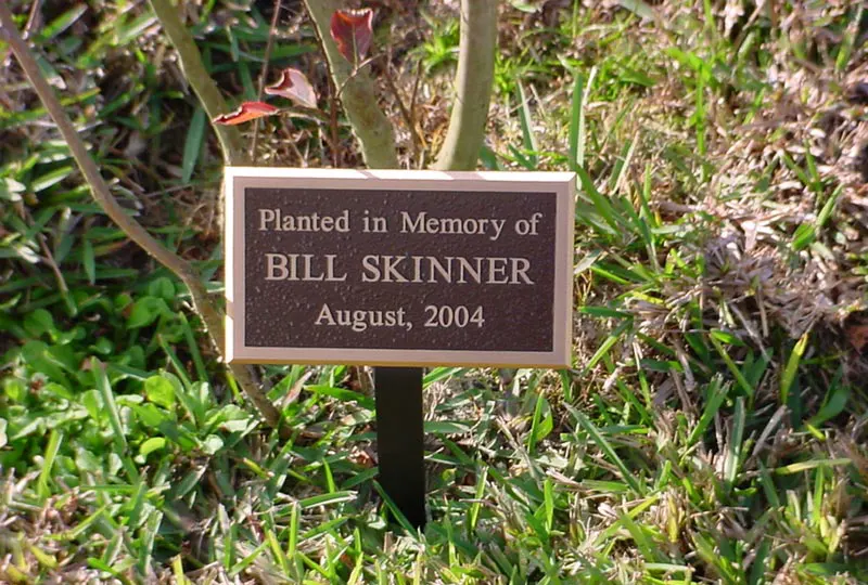 Bronze Plaque with Garden Stake in Summerfield, FL